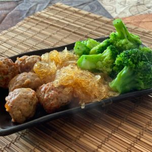 Meatballs noodles